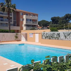 https://le-pacha-de-tamaris-toulon-bay.fr-provencehotel.com